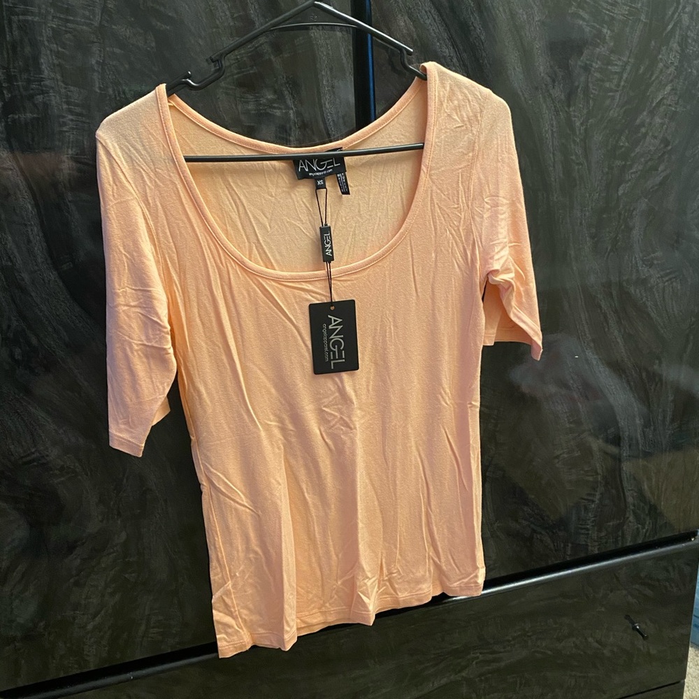 🔴 Peach angel apparel shirt